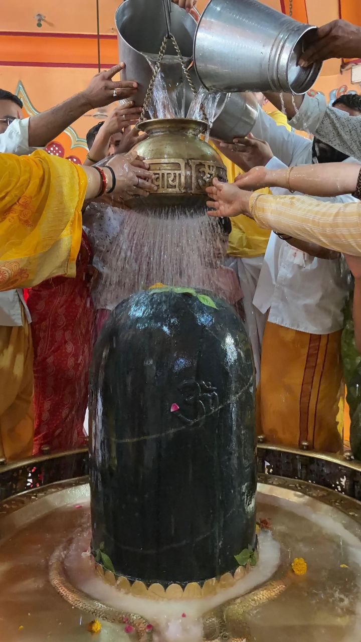 Jal Abhishek at Rankeshwar Dham Ujjain